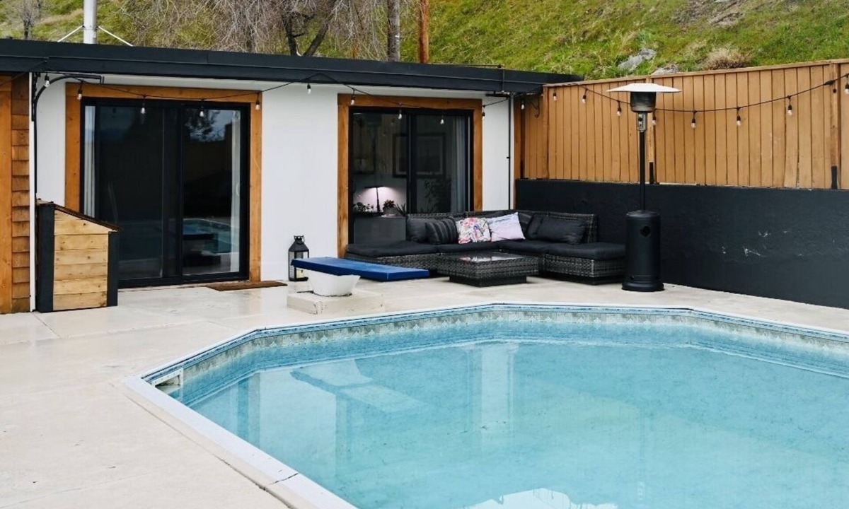 Okanagan-Similkameen House | Okanagan Oasis - Pool Escape