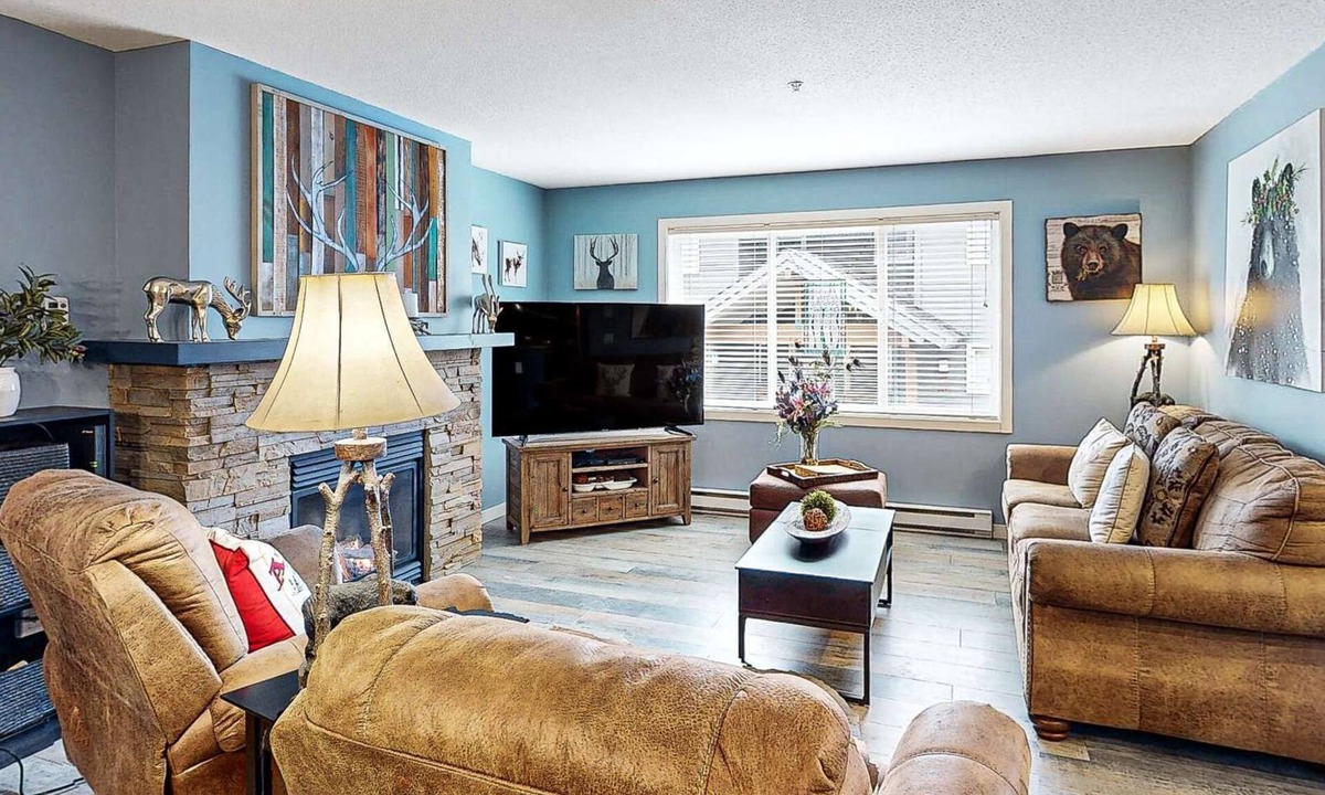 Big White Ski Resort Condo | Okanagan - Trappers Crossing 10