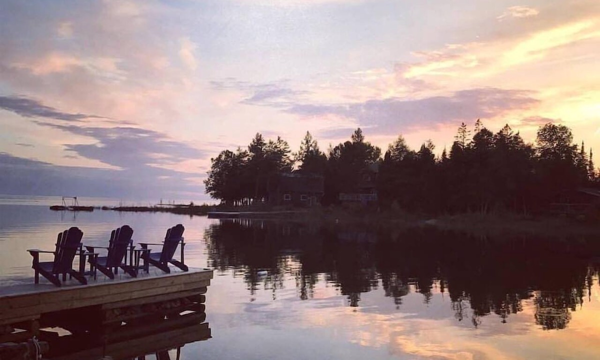Northern Bruce Peninsula Cottage | Paradiso Del Sol | Lakefront Cottage