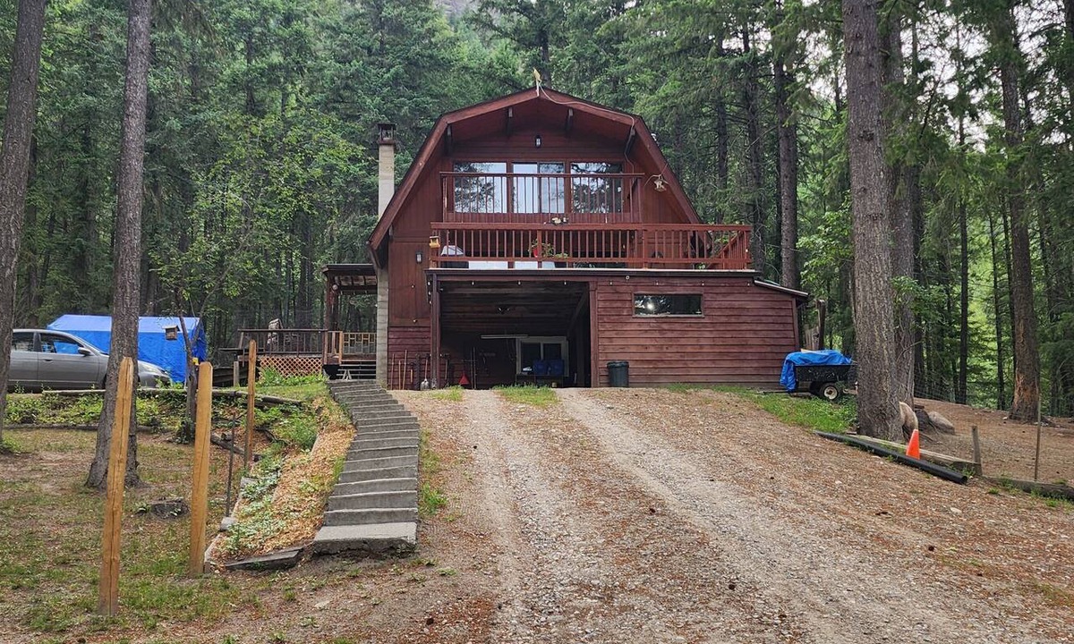 Grand Forks Other | Peaceful Rural Family Farm