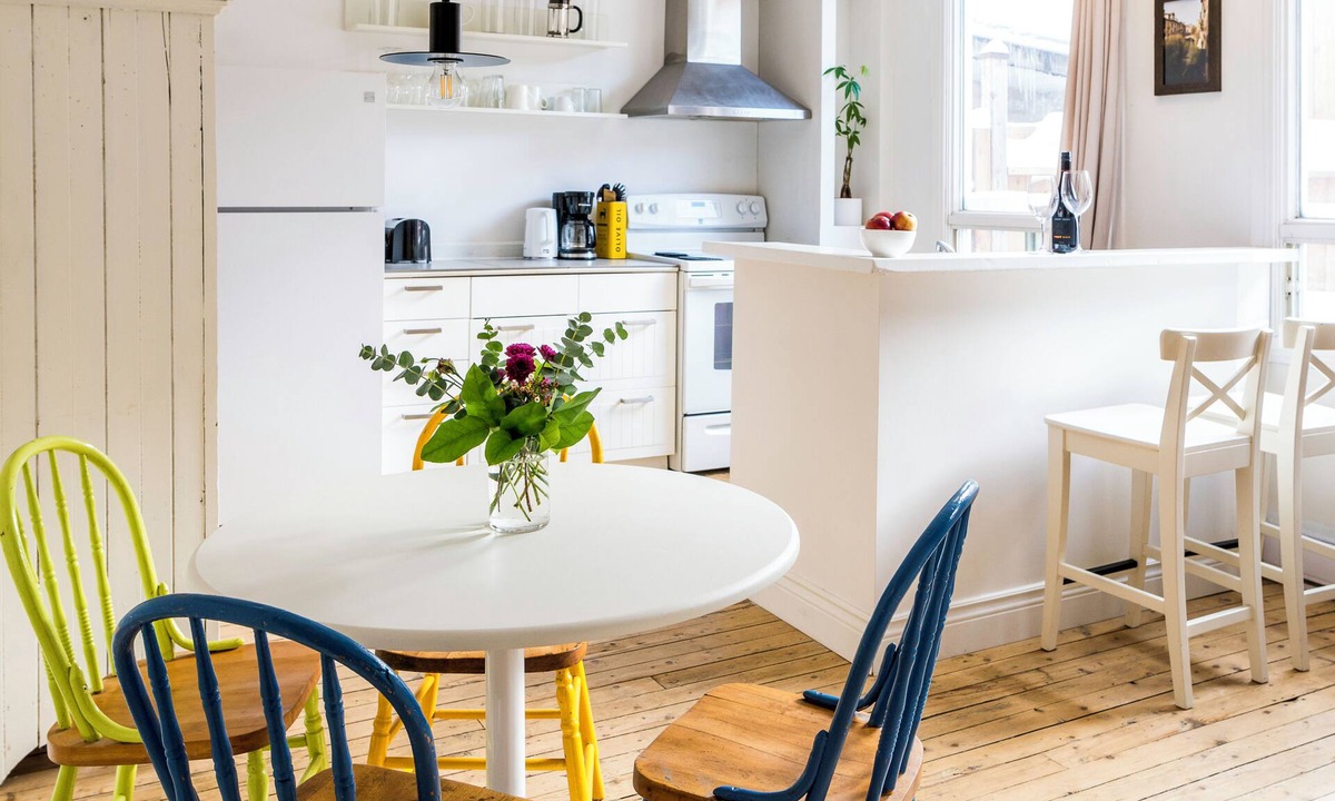 La Cite-Limoilou Apartment | Perfect suite for Quebec City visit - wth easy parking