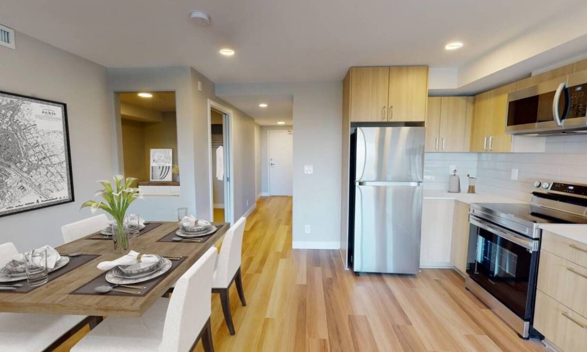 Sappertown Apartment | Pet Friendly 2 Bedroom@408 E Columbia - New Westminster
