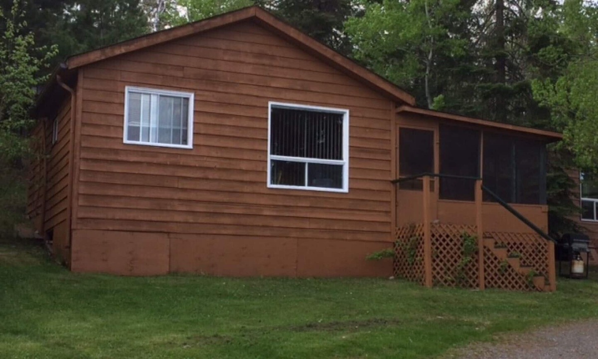 Kenora Cabin | Portage Lodge - Cabin #6 (5 people) - Kenora, Ontario, Canada