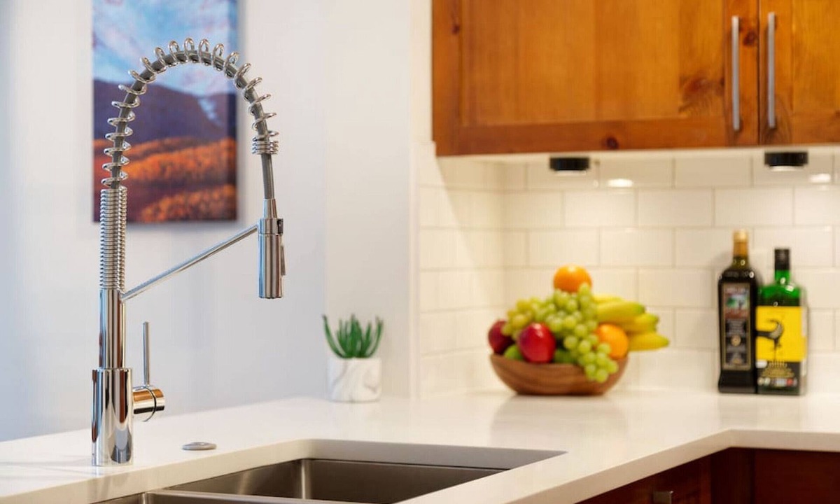 Village North Villa | Premium 2BR Townhome- HotTub,Pool, Free parking,AC