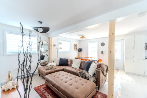 Jonquiere House | Pretty Little House