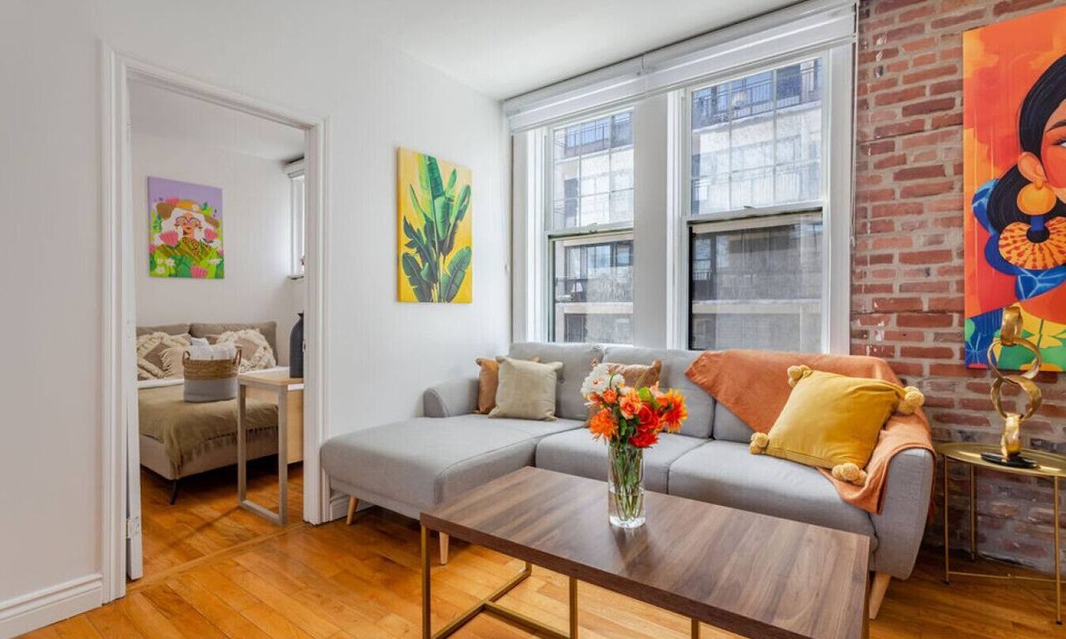 Shaughnessy Village Apartment | Prime location | Lovely 3BR downtown MTL