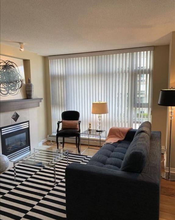 Yaletown Apartment | Prime Waterfront Condo in Yaletown