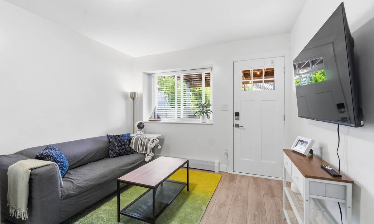 Riley Park House | Private 2-Bed Garden Suite | Quiet & Comfortable