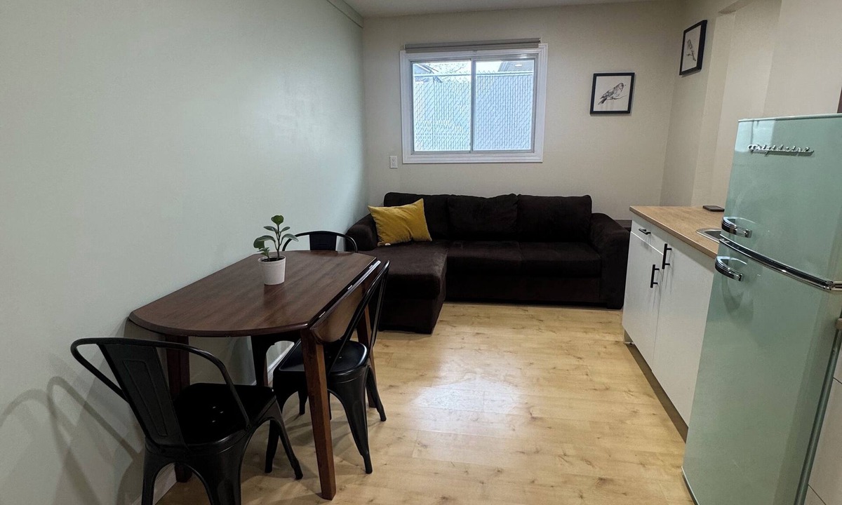 Kamloops House | Private House. Close to everything!