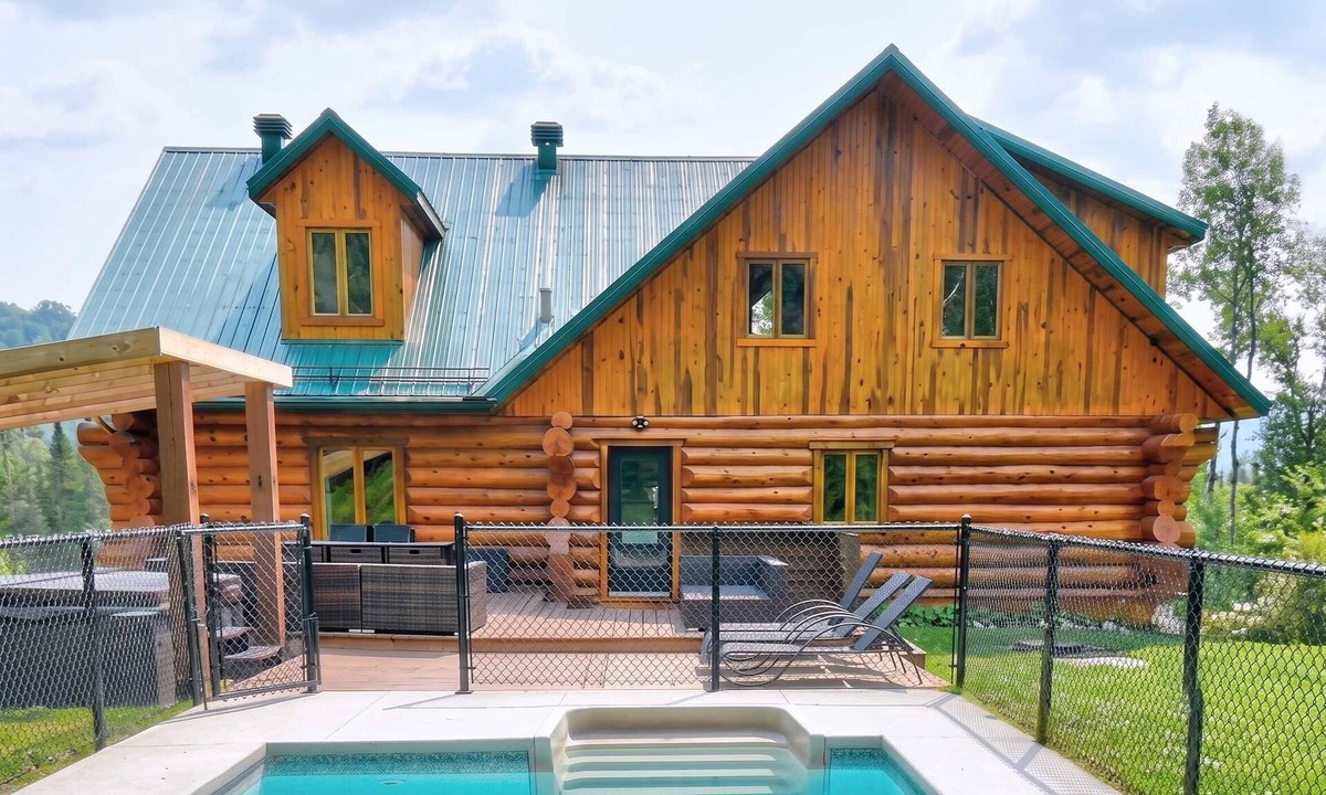 Saint Come Ski Chalet | Private Pool - Spa - Pool Table - Le St-Come