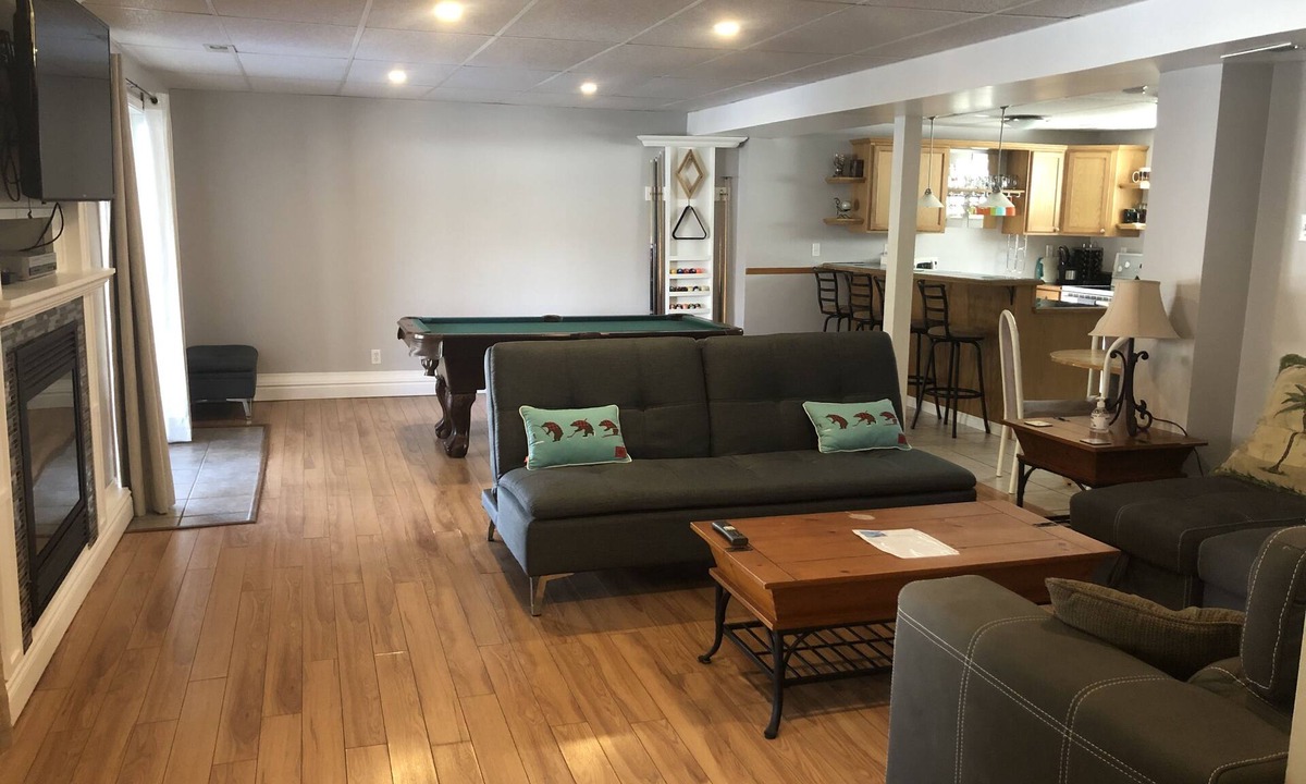 Fernie House | Quiet suite nestled in the Elk River valley of the Rocky Mountains