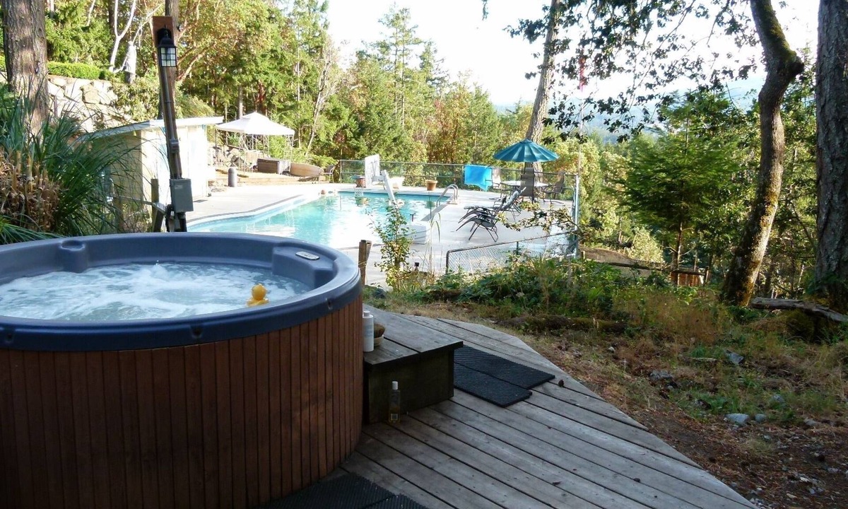 Saanichton Bed & Breakfast | Rae Leigh Heights BnB