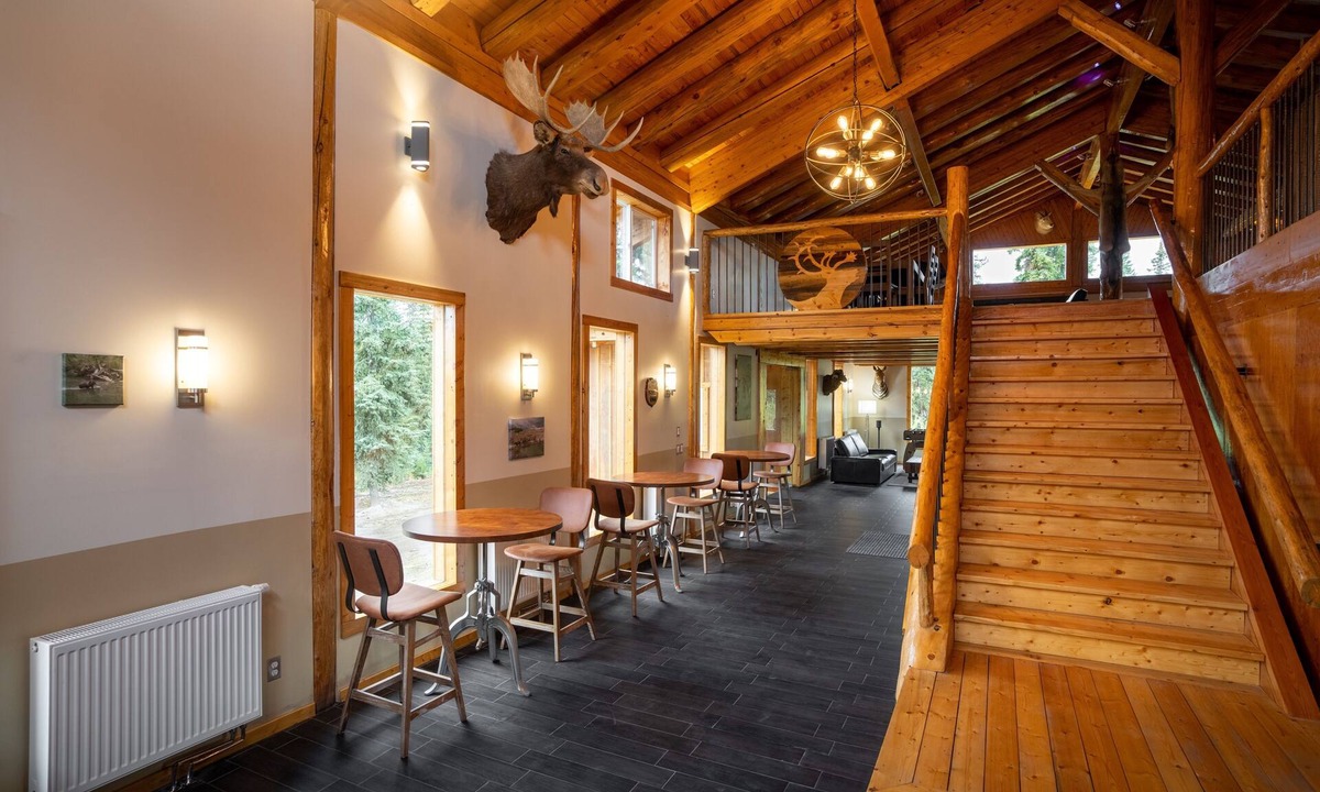 Anahim Lake Resort | Red Cariboo Resort