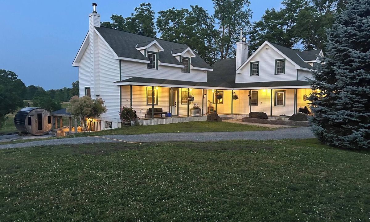 Parham House | Relax, Recharge & Reconnect at Amberleigh Guest House
