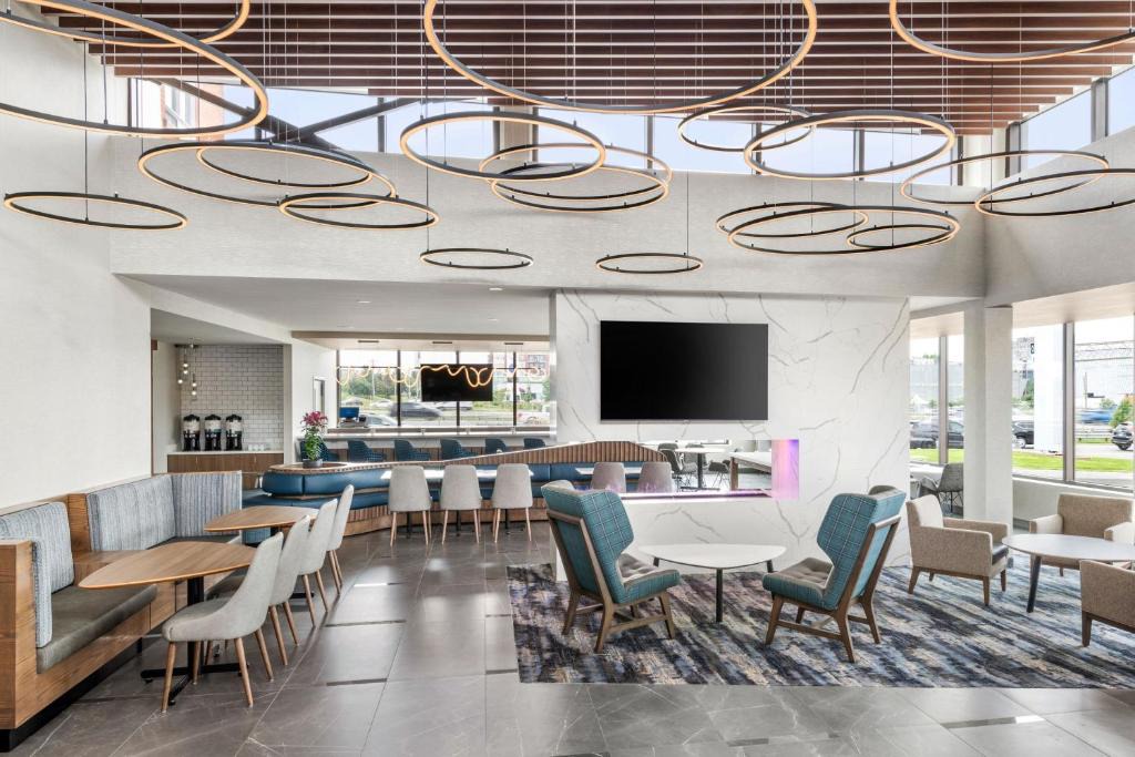 Laval Hotel | Residence Inn by Marriott Laval