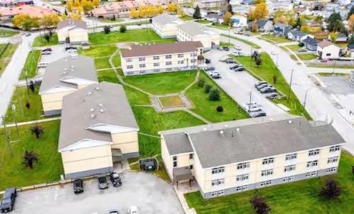 Thompson Apartment | RiverSide Court Spacious 2 Bedroom Fully Furnished Rental Thompson MB