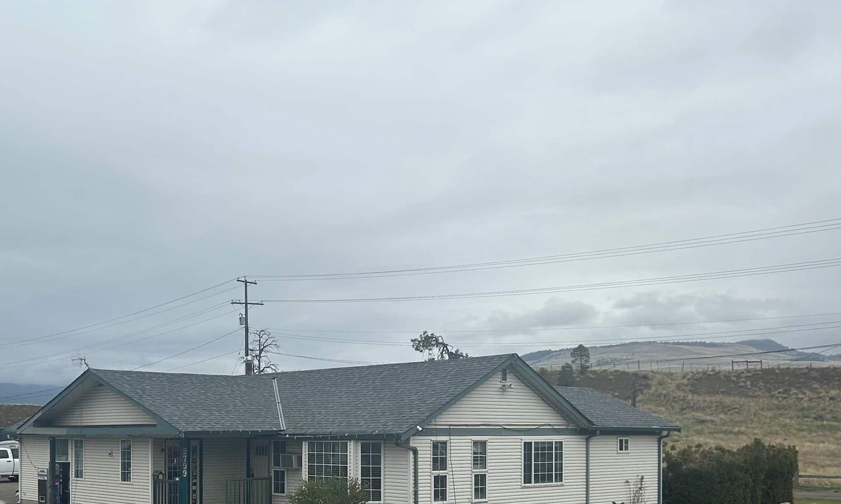 Merritt Hotel | Road Runner Motel