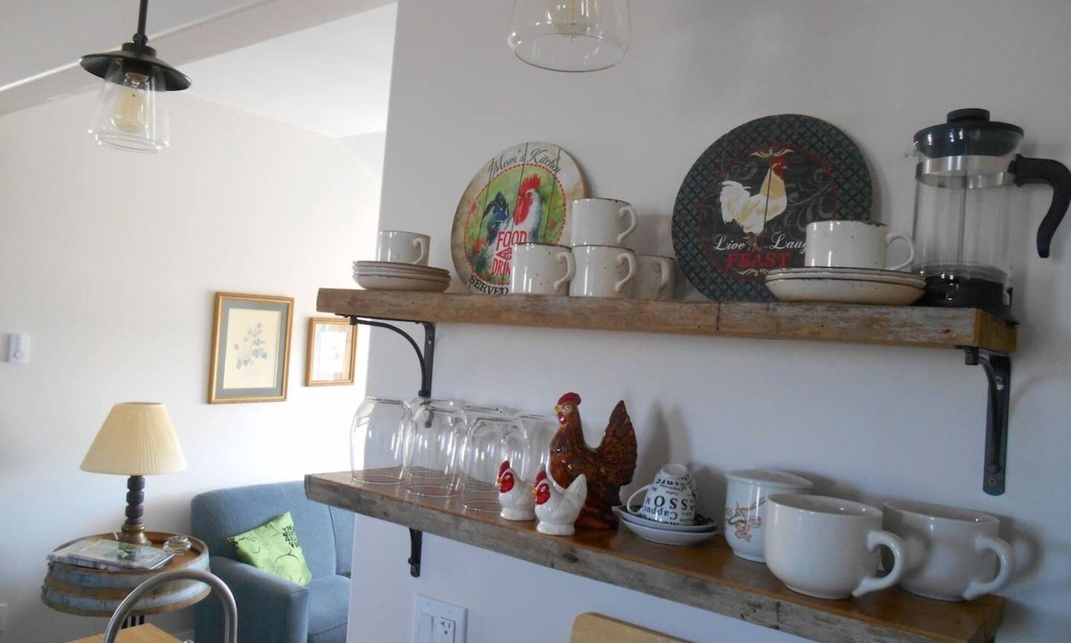 Milford House | Royal Road Retreat ~ Cheesemaker’s Loft (sleeps 6 max)