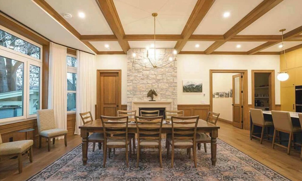 Revelstoke House | Samson House