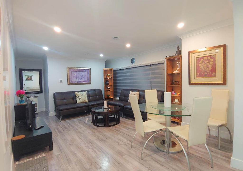 Newton Villa | Sarla Villa Surrey 2 Bed room 2 Washroom
