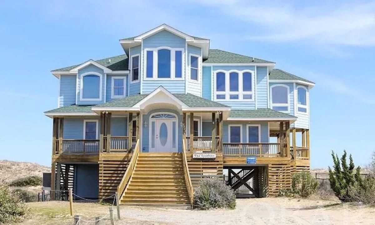 Carova Beach House | Seashine OBX Oceanfront Luxury Home Private Pool.