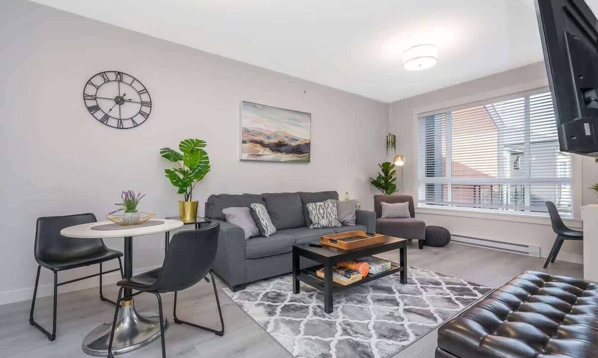 Mission Apartment | Serene Mission Suite Near Trails & Transit