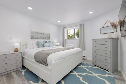Coquitlam House | Serenity 1BR & 1 DEN Home at Folsom Ave