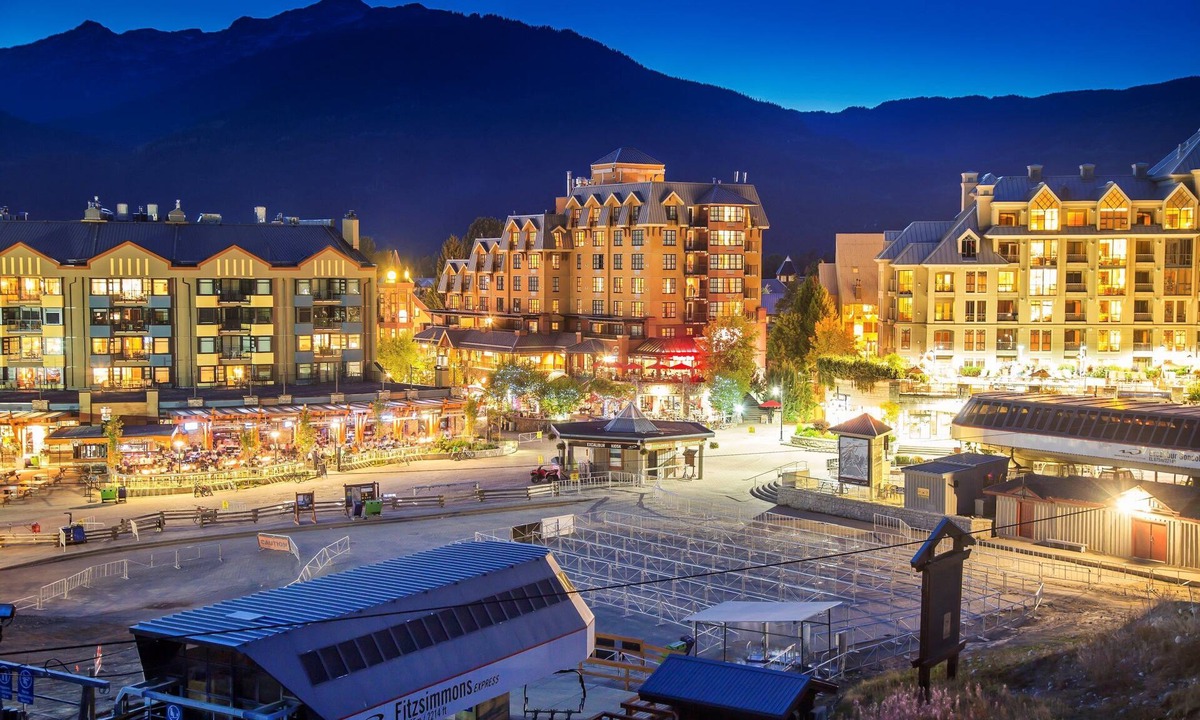 Whistler Village Apartment | Slopeside suite with Fireplace and Views
