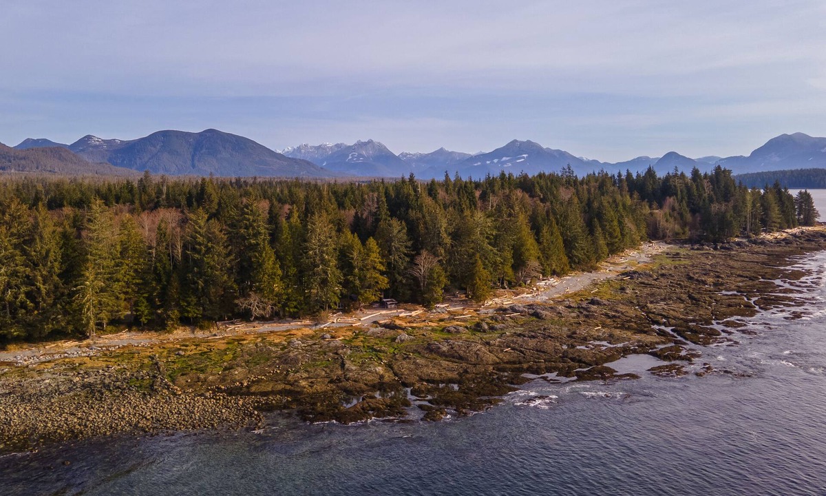 Ucluelet RV Rental | So Damn Lucky Glamping