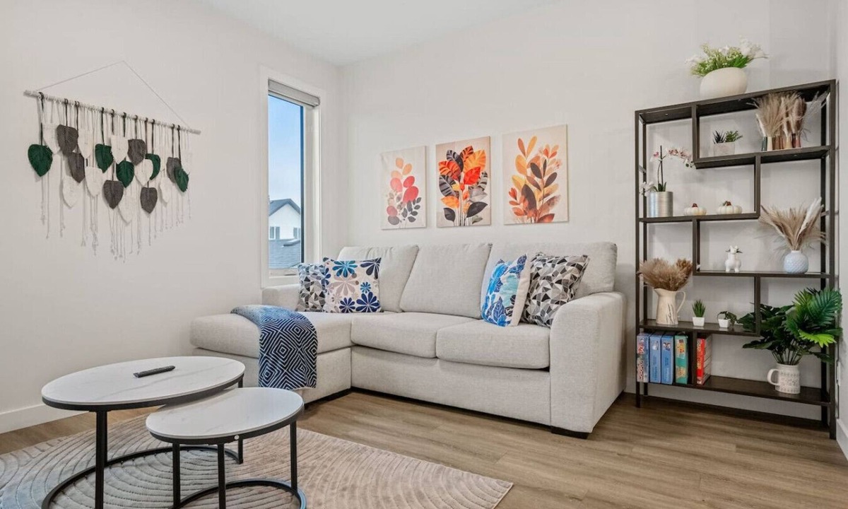 Calgary House | Sol | Close to Airport, Trails & Parks | Pets Ok