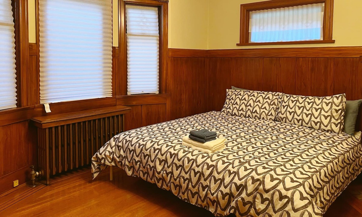 Kerrisdale House | #spacious#
