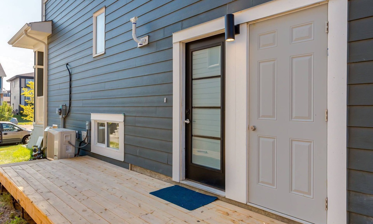 Southeast Calgary House | Spacious Mahogany Retreat | 3 Bedrooms + 2 Baths