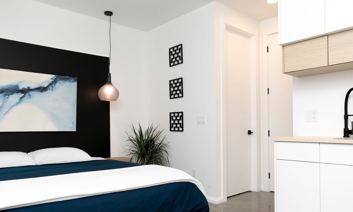 Central Okanagan Apartment | STAY.LUX private suite #1 - steps to the beach