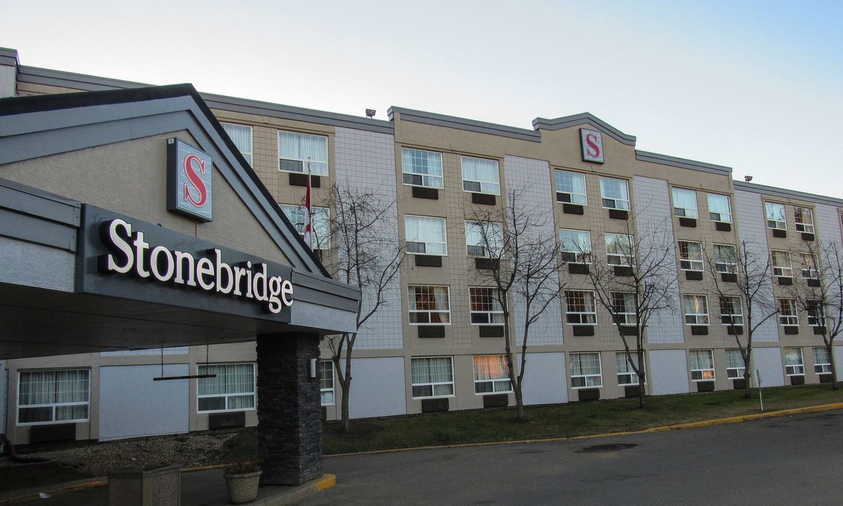 Fort McMurray Hotel | Stonebridge Hotel
