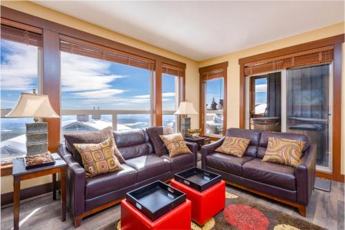 Beaverdell Apartment | Stonegate Resort Unit C105