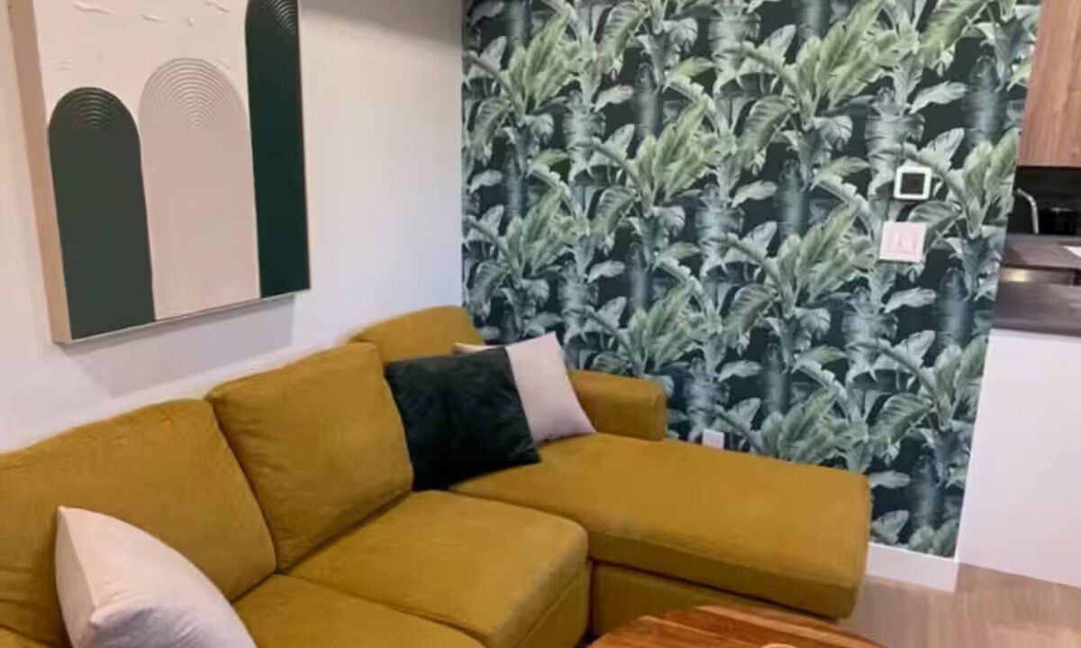 Central Lonsdale House | Stunning stay in North Vancouver