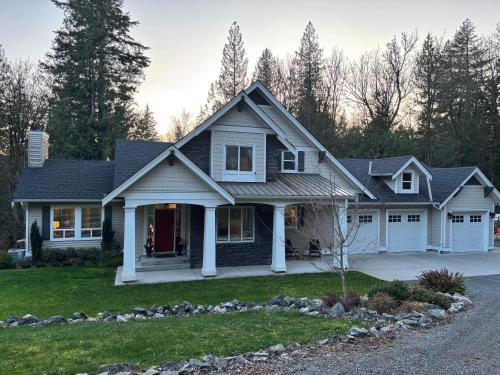 Sumas Prairie Apartment | Sumas Mountain basement suite