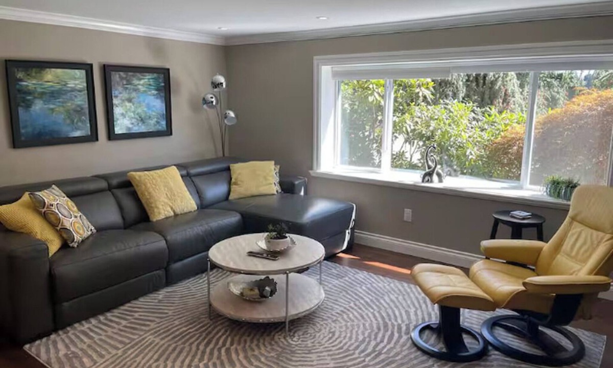 Saanich West Apartment | Swan Lake Oasis