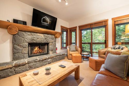 Nordic Estates House | Taluswood 6 by Outpost Whistler