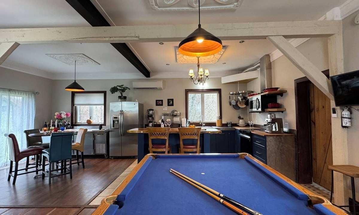 East Hants House | The Estate @1340 has so many surprises you'll have to come see for yourself!