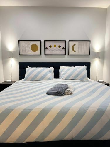 Downtown Halifax Apartment | The Gallery, A Vibrant Downtown Art-Inspired Retreat for Groups, Unit 201
