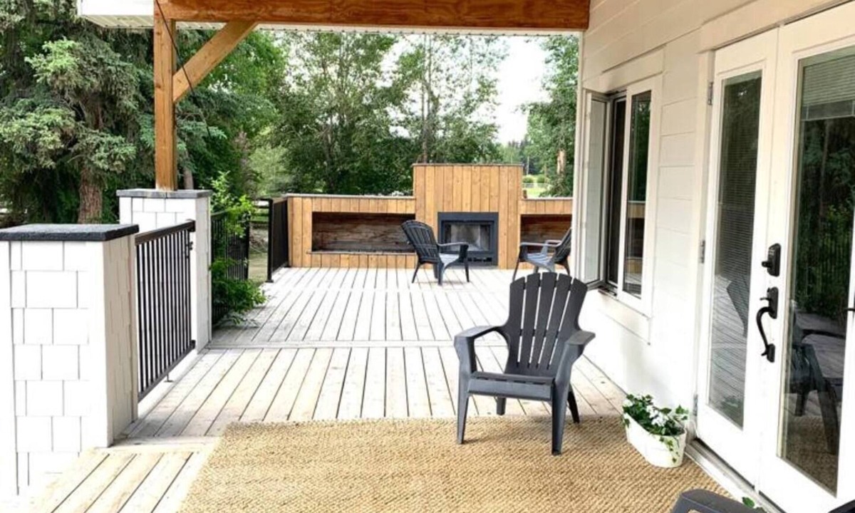 Springbank Apartment | The Great Grizzly Getawaynn