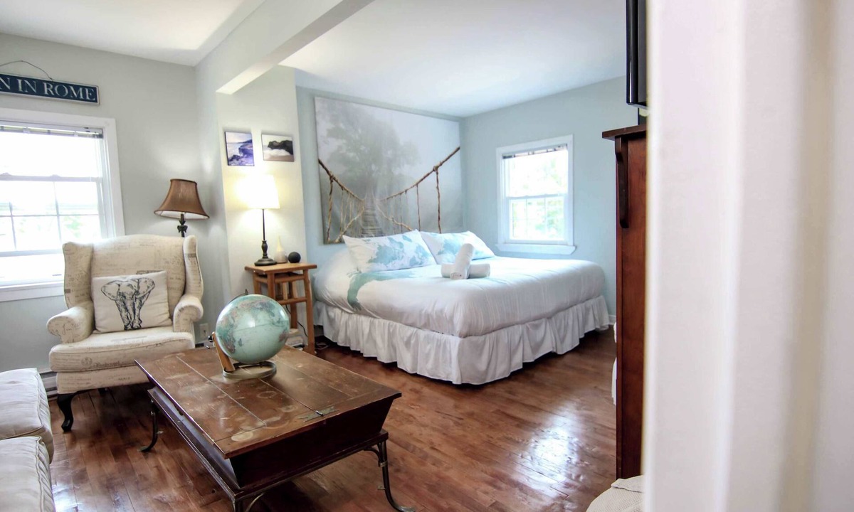 Bracebridge Apartment | The Journey Suite | The Jypsy Inn