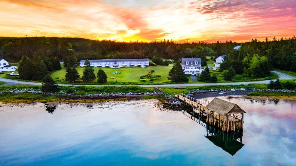Port Dufferin Hotel | The Marmalade Motel