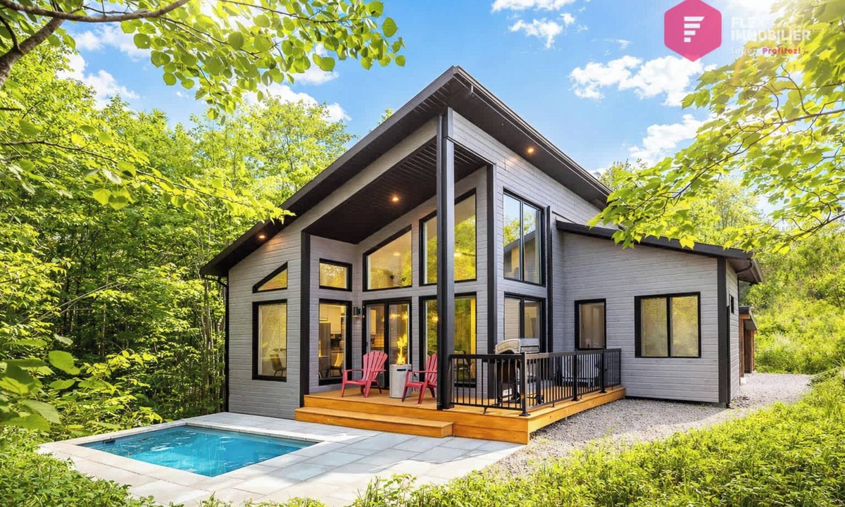 Pont-Rouge House | The North Star of Portneuf - Private SPA in forest