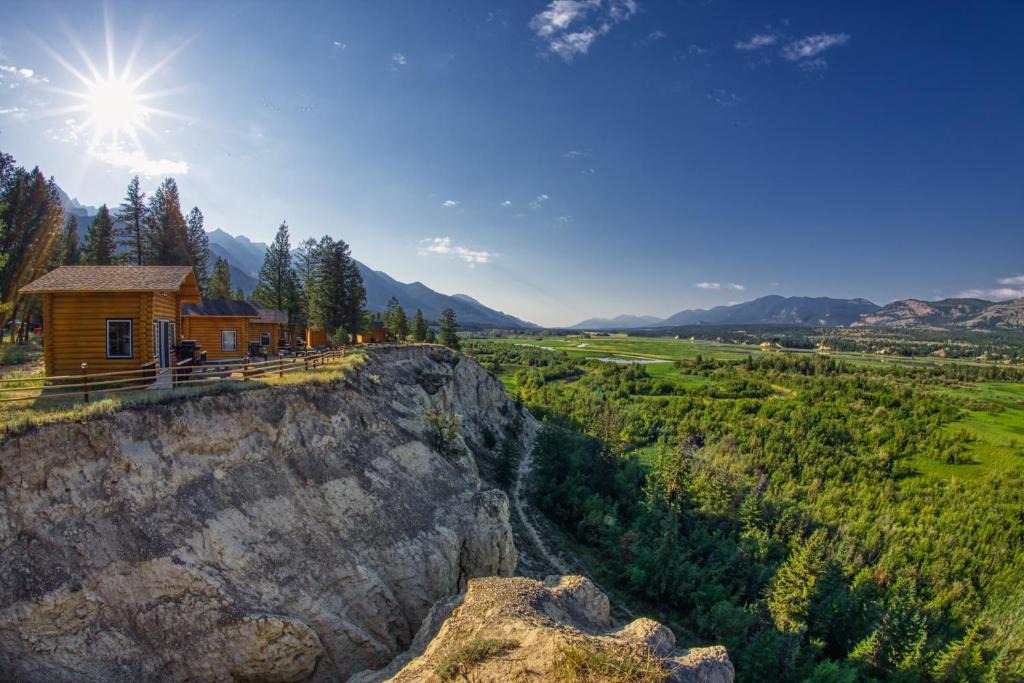 East Kootenay Other | The Raven's Nest Resort & Campground