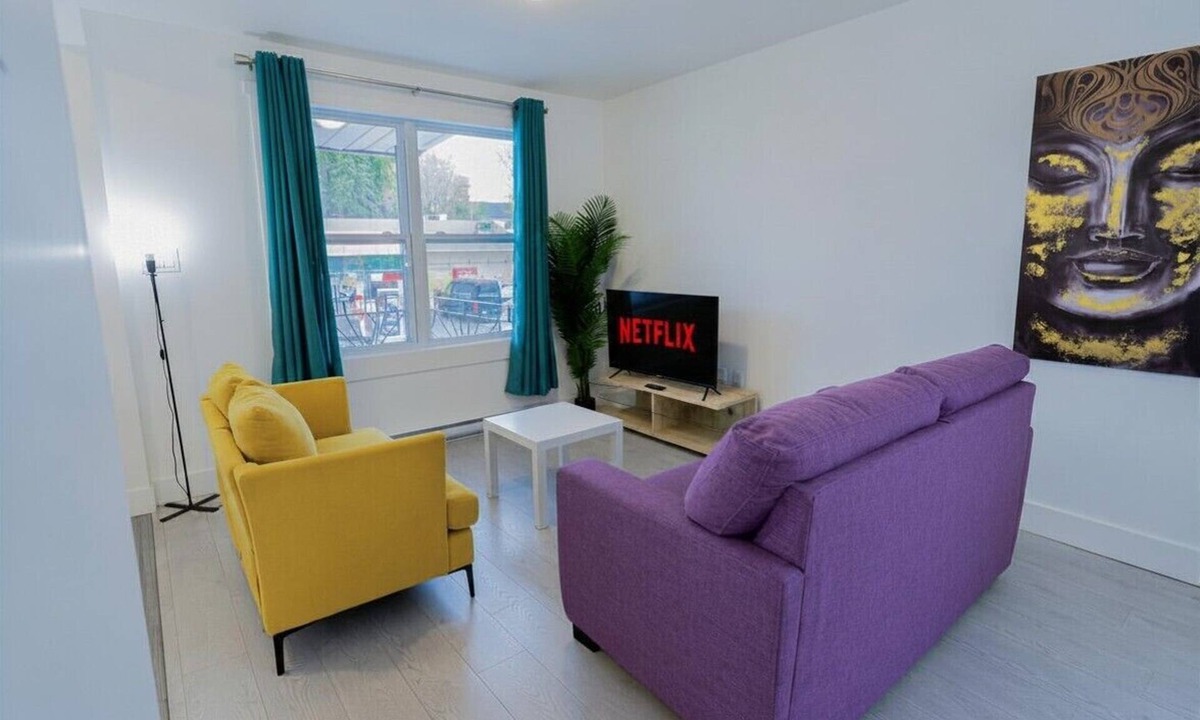 Loretteville Apartment | The Sunday Hideaway | Parking | Wi-Fi | Terrace