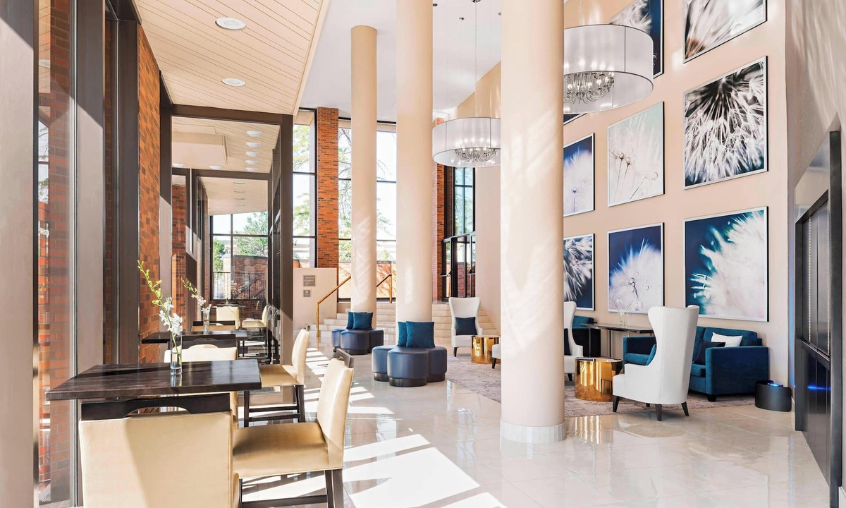 Etobicoke Hotel | The Westin Toronto Airport