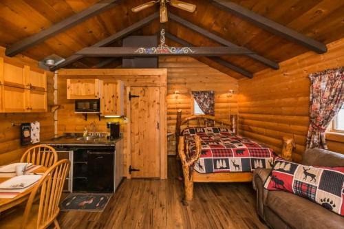 Division No. 11 House | The White Tail Cabin - Bear Creek Cabins