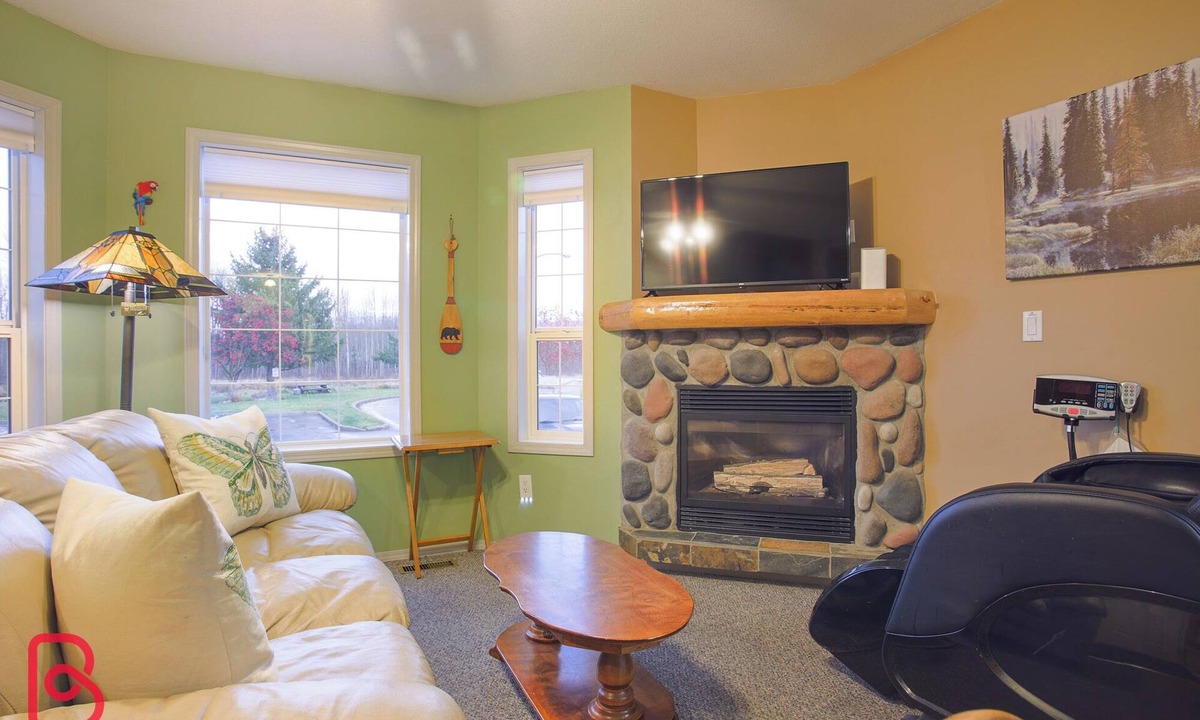 Fernie Apartment | Three story townhouse/Great location